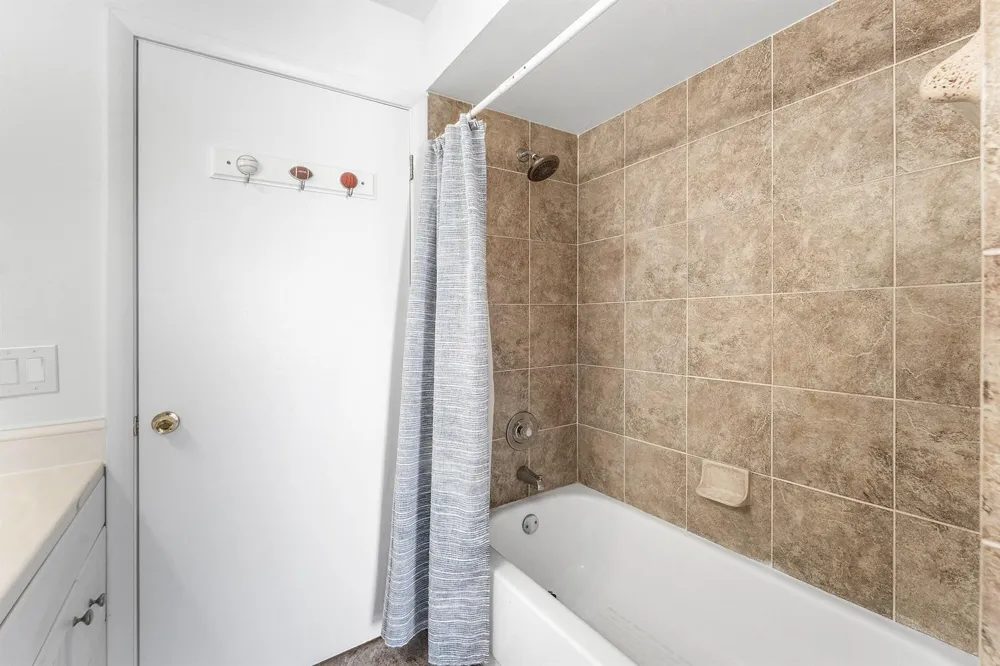 139 ROYAL PINE CIRCLE S Royal Palm Beach, FL 33411