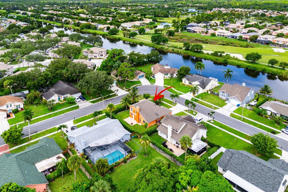 139 ROYAL PINE CIRCLE S Royal Palm Beach, FL 33411