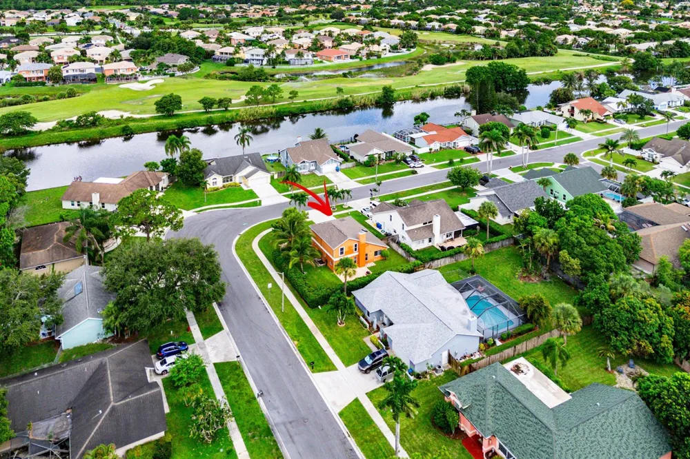 139 ROYAL PINE CIRCLE S Royal Palm Beach, FL 33411