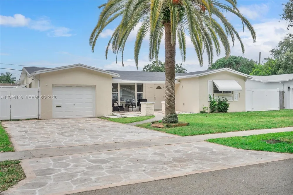 8963 SW 53rd St Cooper City, FL 33328