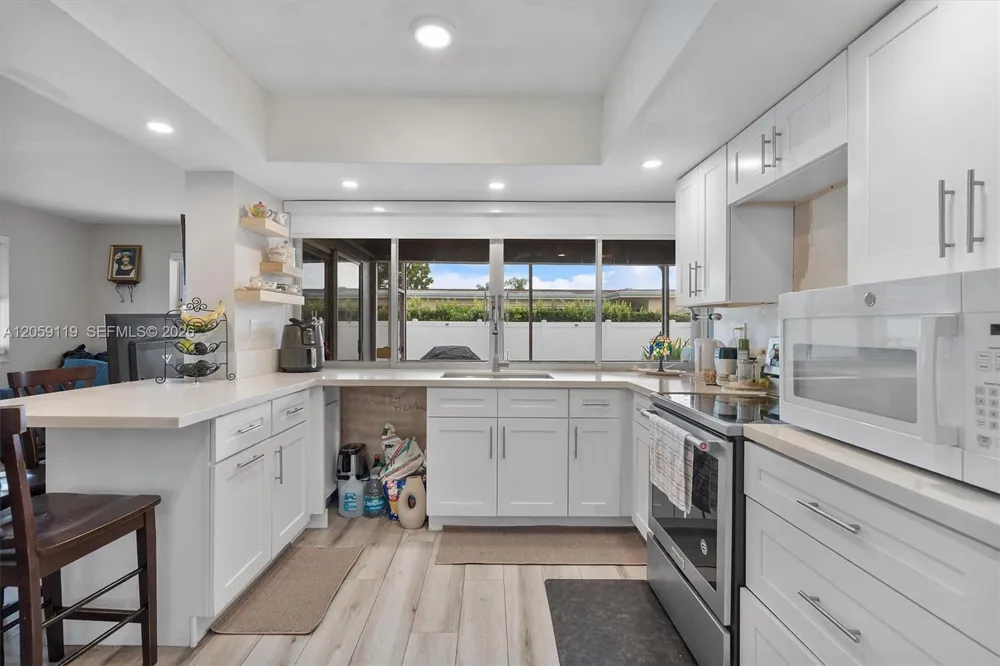 8963 SW 53rd St Cooper City, FL 33328