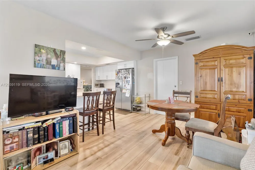 8963 SW 53rd St Cooper City, FL 33328
