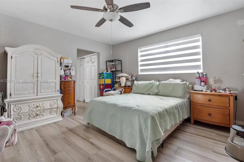 8963 SW 53rd St Cooper City, FL 33328