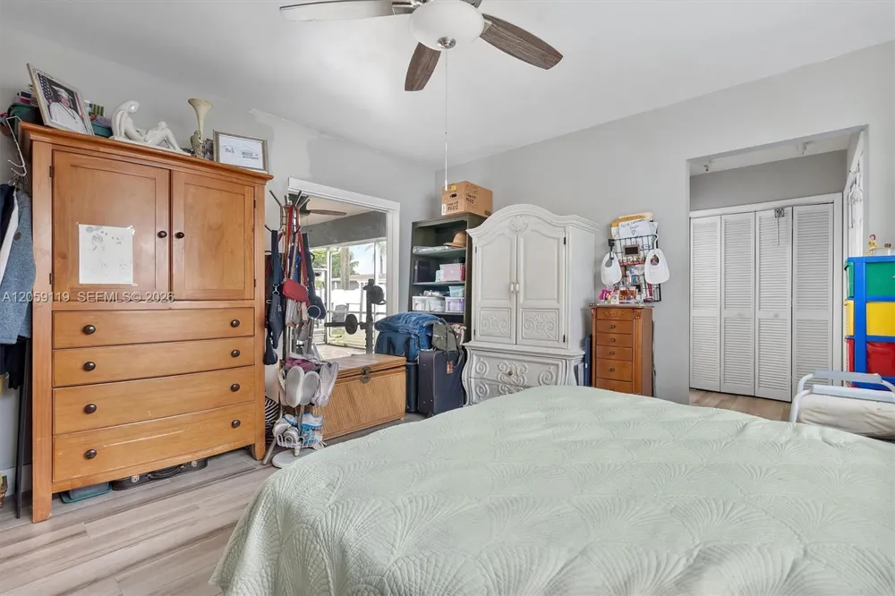 8963 SW 53rd St Cooper City, FL 33328