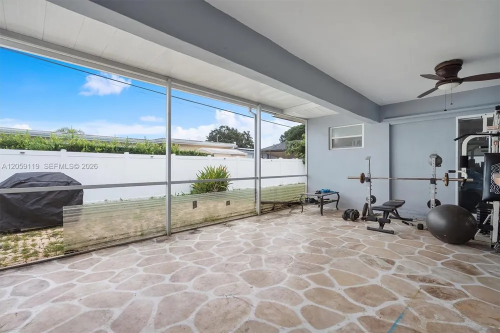 8963 SW 53rd St Cooper City, FL 33328