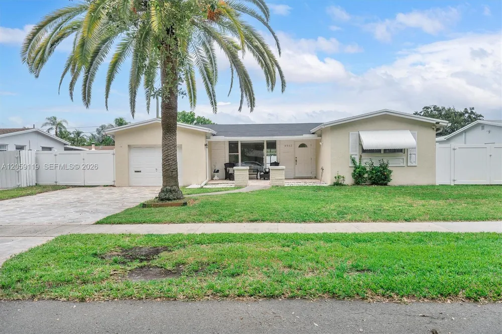 8963 SW 53rd St Cooper City, FL 33328