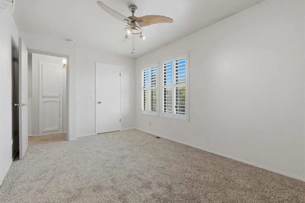 891 Greenfield Avenue Hanford, CA 93230