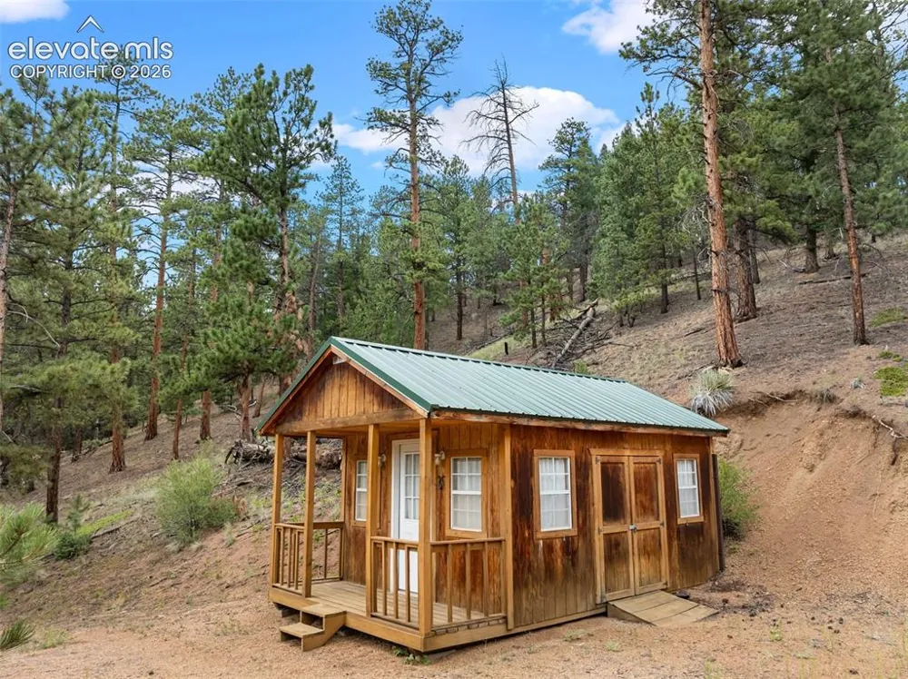 3919 County Road 33 Sedalia, CO 80135