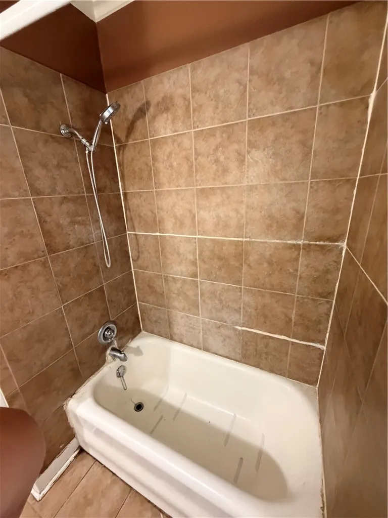 723 W Alice Avenue Kingsville, TX 78363