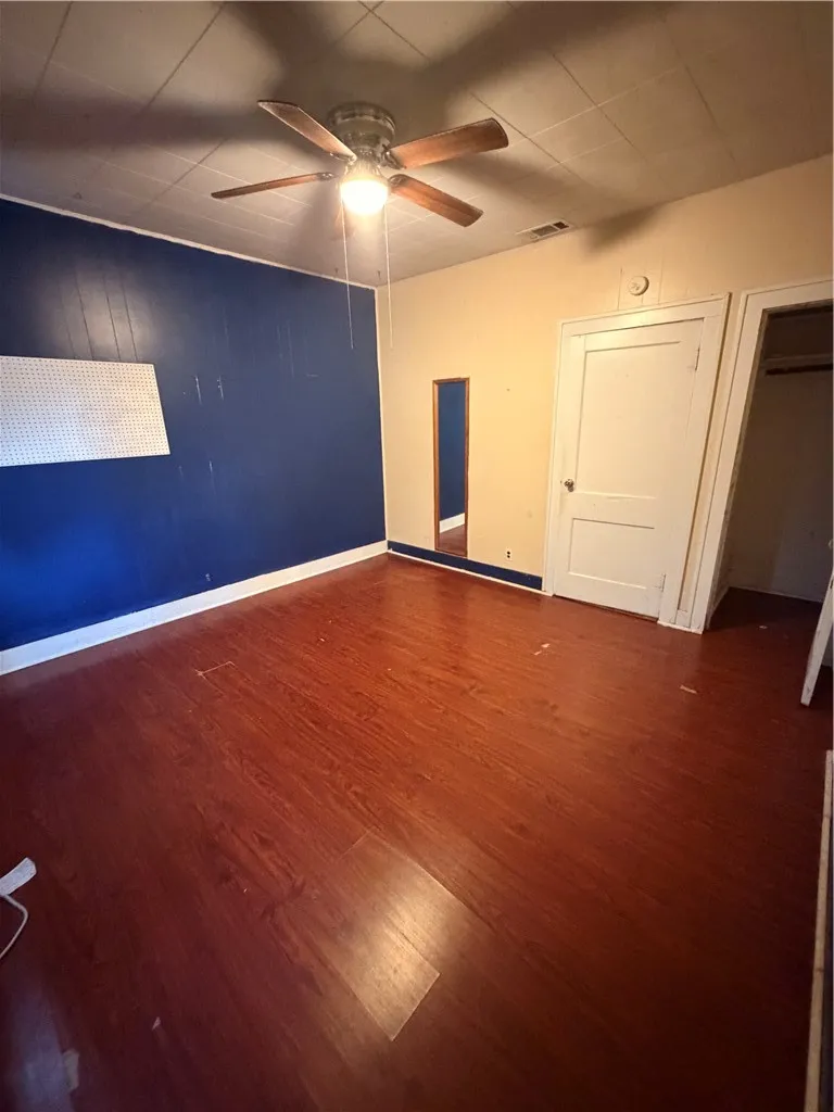 723 W Alice Avenue Kingsville, TX 78363