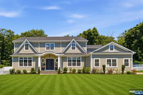 2 Wingate Drive