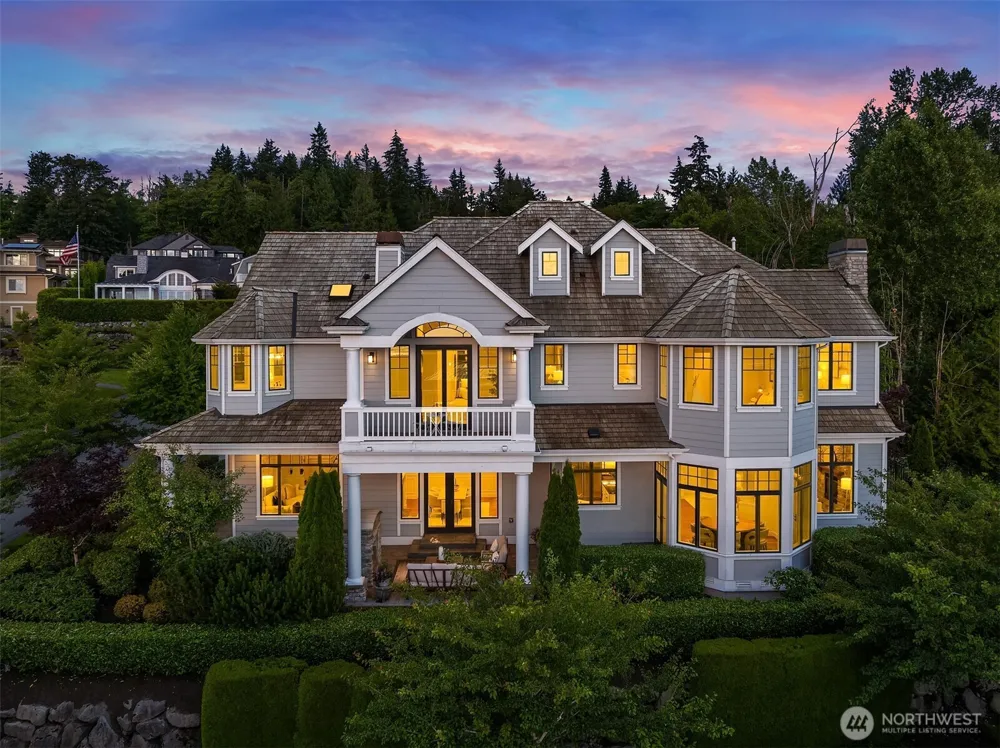 3489 NE Harrison Street Issaquah, WA 98029