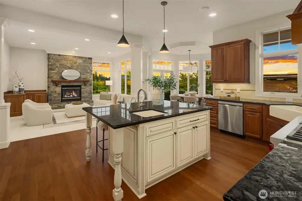 3489 NE Harrison Street Issaquah, WA 98029