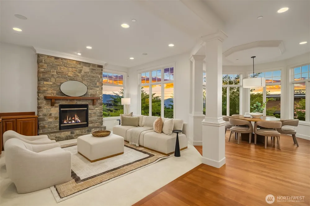 3489 NE Harrison Street Issaquah, WA 98029