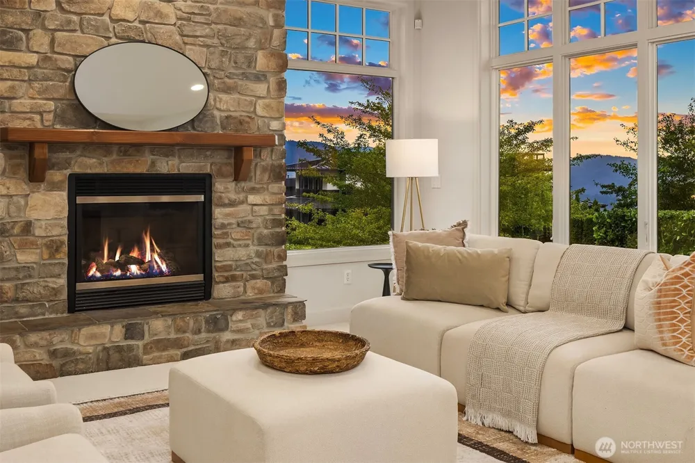 3489 NE Harrison Street Issaquah, WA 98029