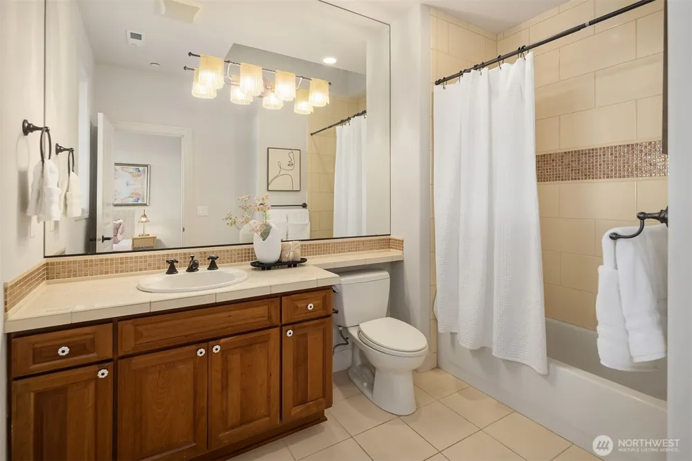 3489 NE Harrison Street Issaquah, WA 98029