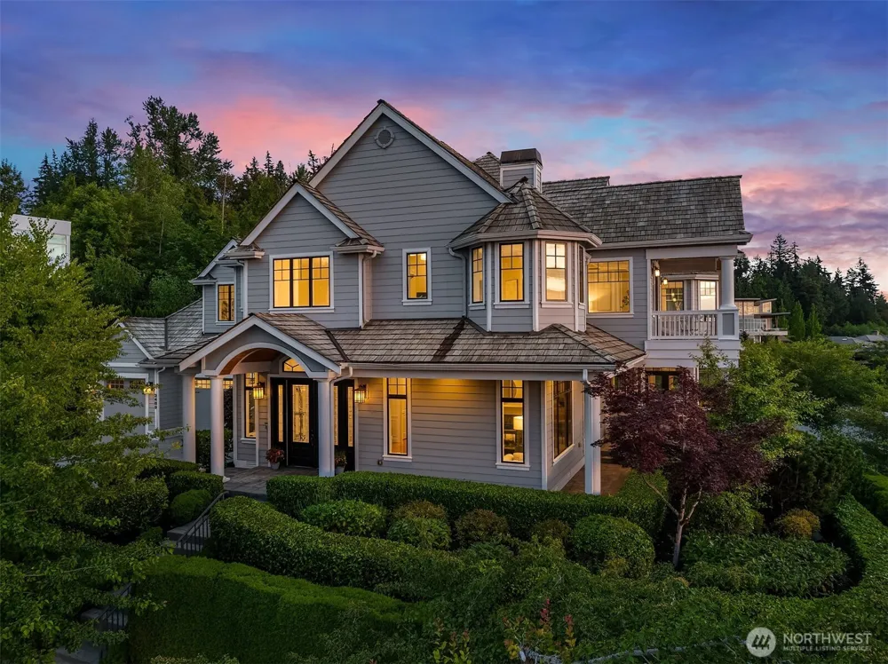 3489 NE Harrison Street Issaquah, WA 98029