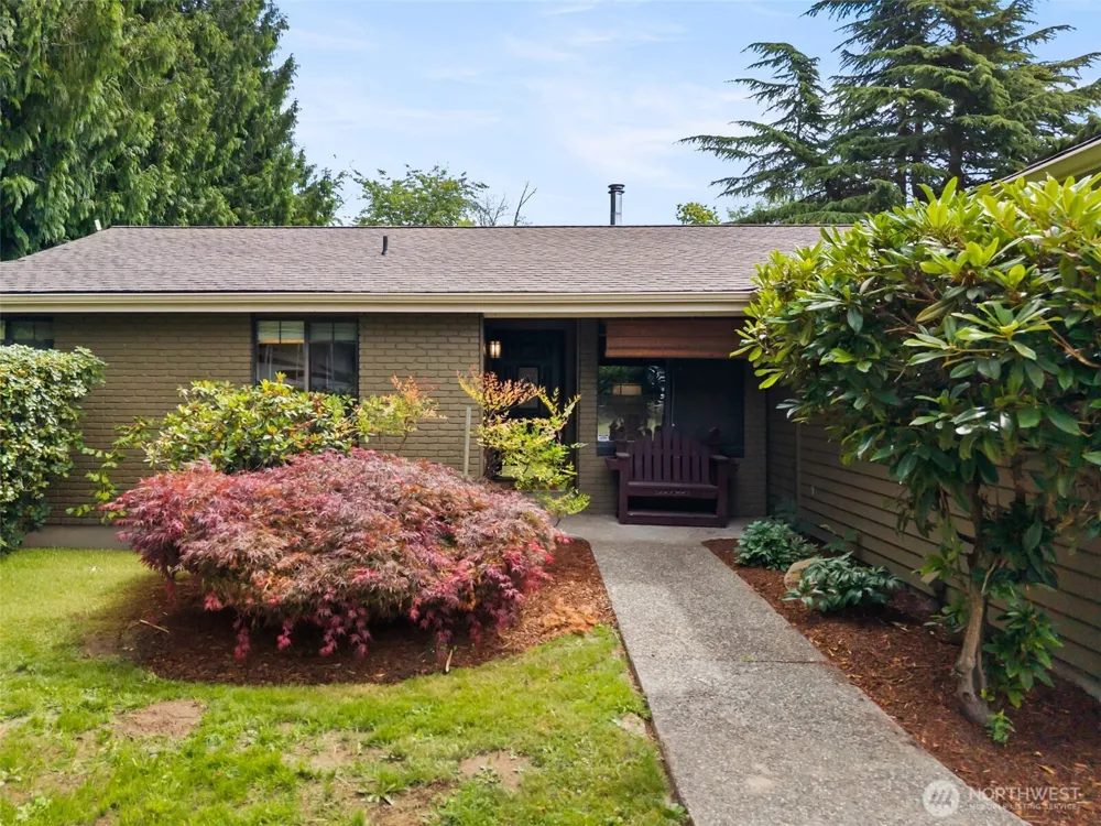 6717 56th Street E Puyallup, WA 98371