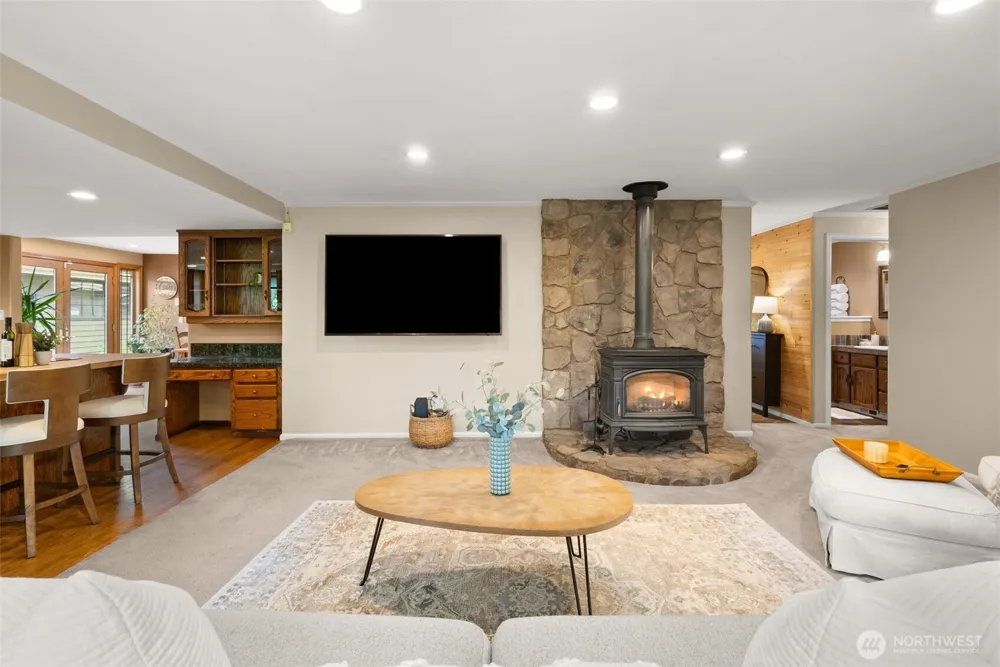 6717 56th Street E Puyallup, WA 98371