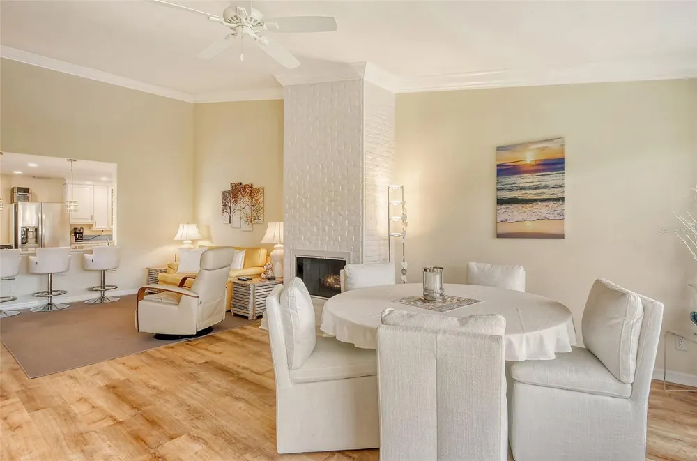 5644 ASHTON LAKE DRIVE #5644 Sarasota, FL 34231