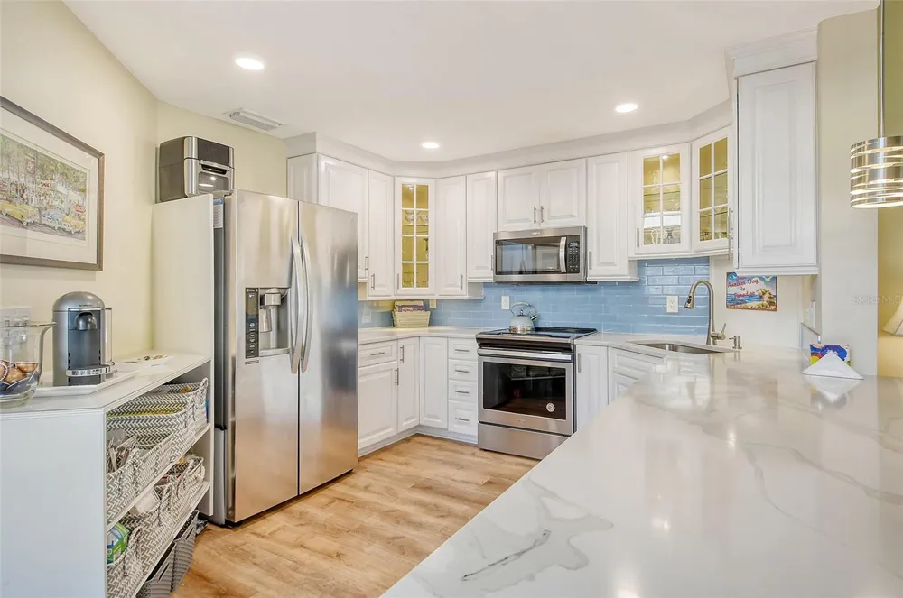 5644 ASHTON LAKE DRIVE #5644 Sarasota, FL 34231