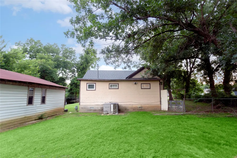 60 SW 2nd Street Krebs, OK 74554