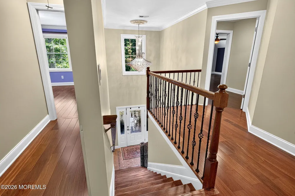 93 Lamb Lane Manalapan, NJ 07726