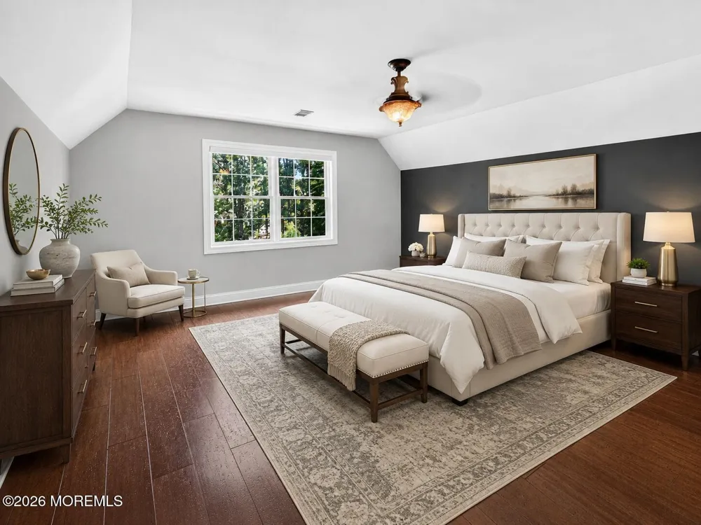 93 Lamb Lane Manalapan, NJ 07726