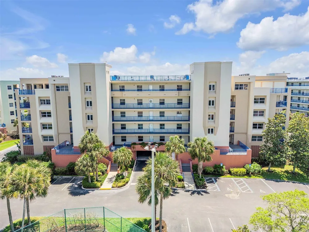 5300 S ATLANTIC AVENUE #8-206 New Smyrna Beach, FL 32169