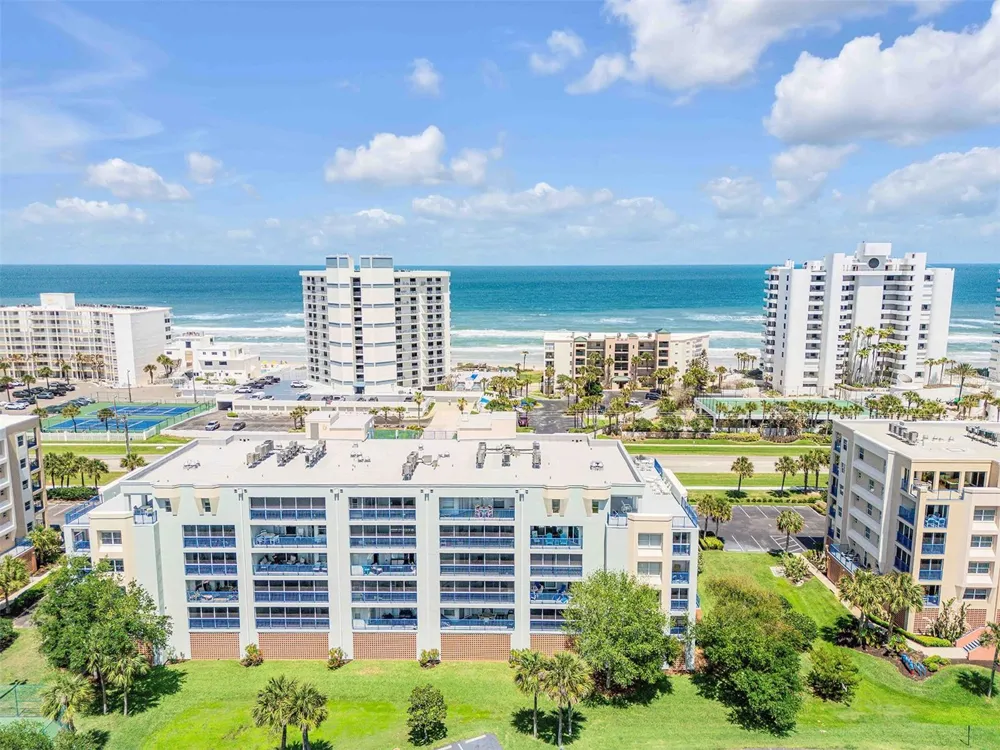 5300 S ATLANTIC AVENUE #8-206 New Smyrna Beach, FL 32169