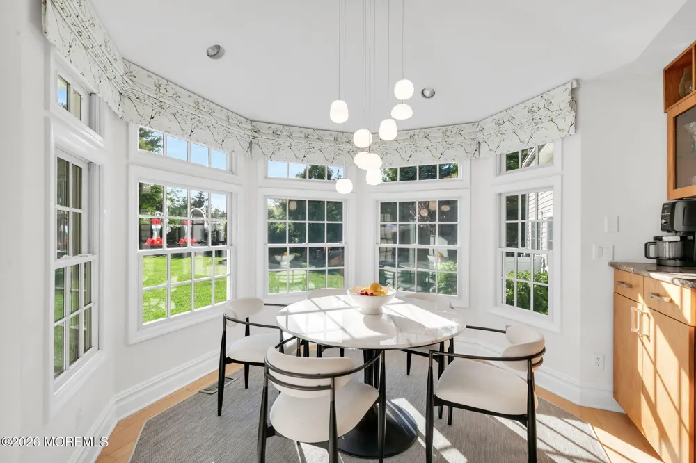 22 Oakes Road Little Silver, NJ 07739