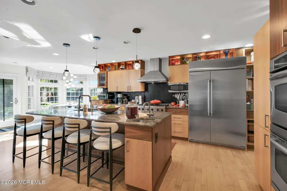 22 Oakes Road Little Silver, NJ 07739