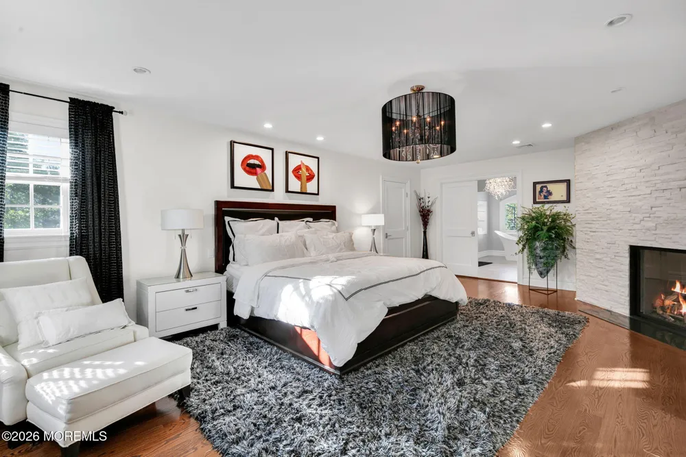 22 Oakes Road Little Silver, NJ 07739