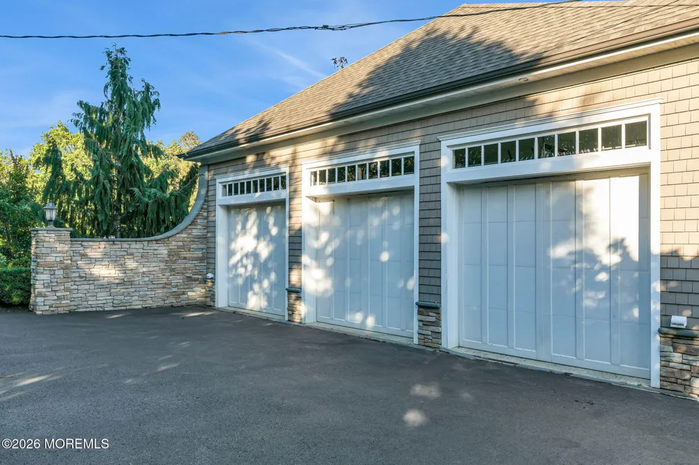 22 Oakes Road Little Silver, NJ 07739