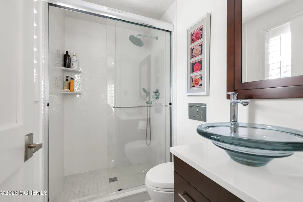 22 Oakes Road Little Silver, NJ 07739