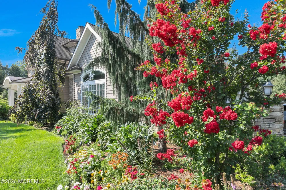 22 Oakes Road Little Silver, NJ 07739