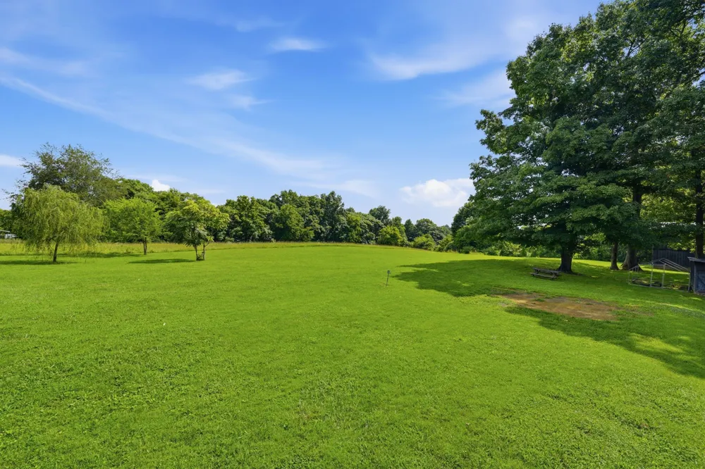 745 Lois Ridge Rd Lynchburg, TN 37352