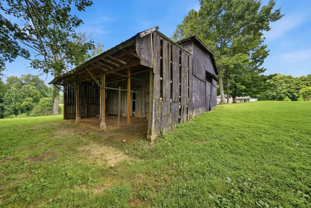 745 Lois Ridge Rd Lynchburg, TN 37352