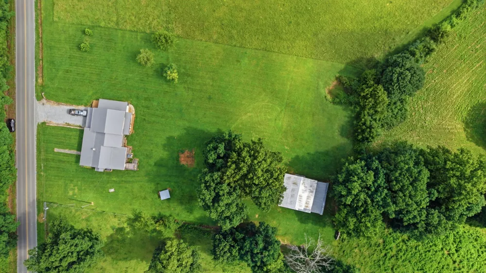745 Lois Ridge Rd Lynchburg, TN 37352