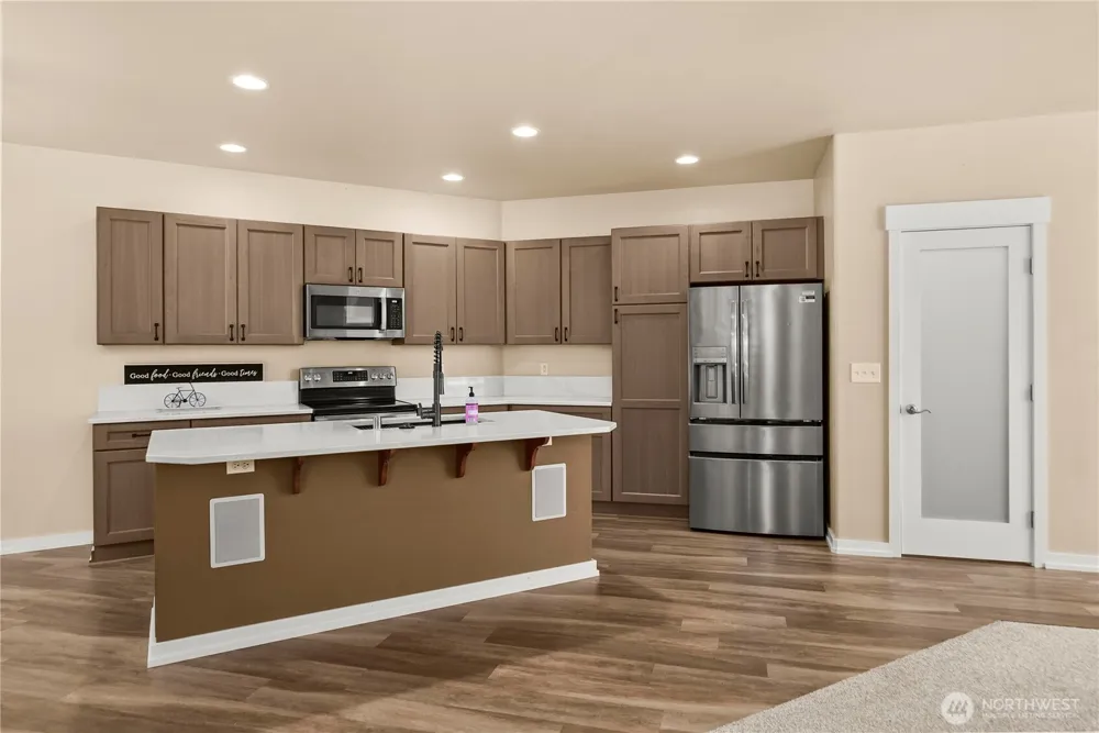 9306 E 228th Street E Buckley, WA 98321