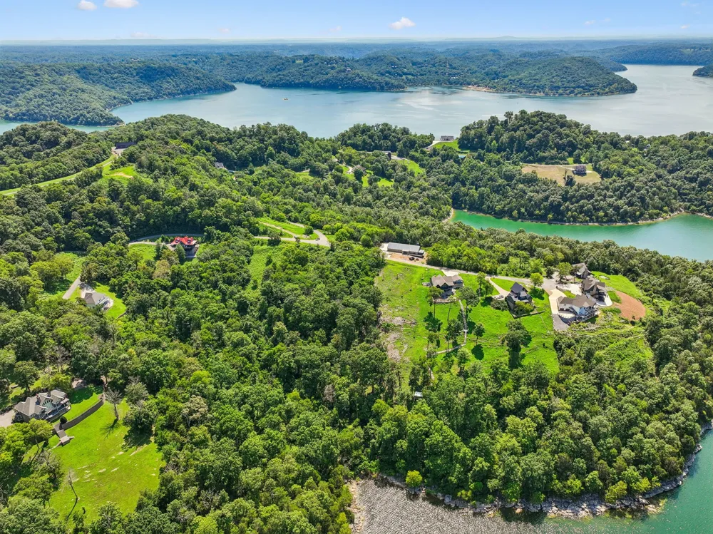 47 Harbor Court Silver Point, TN 38582