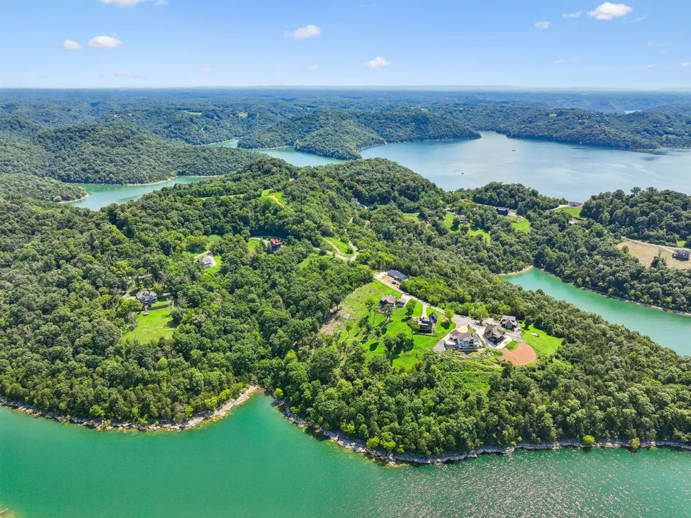 47 Harbor Court Silver Point, TN 38582