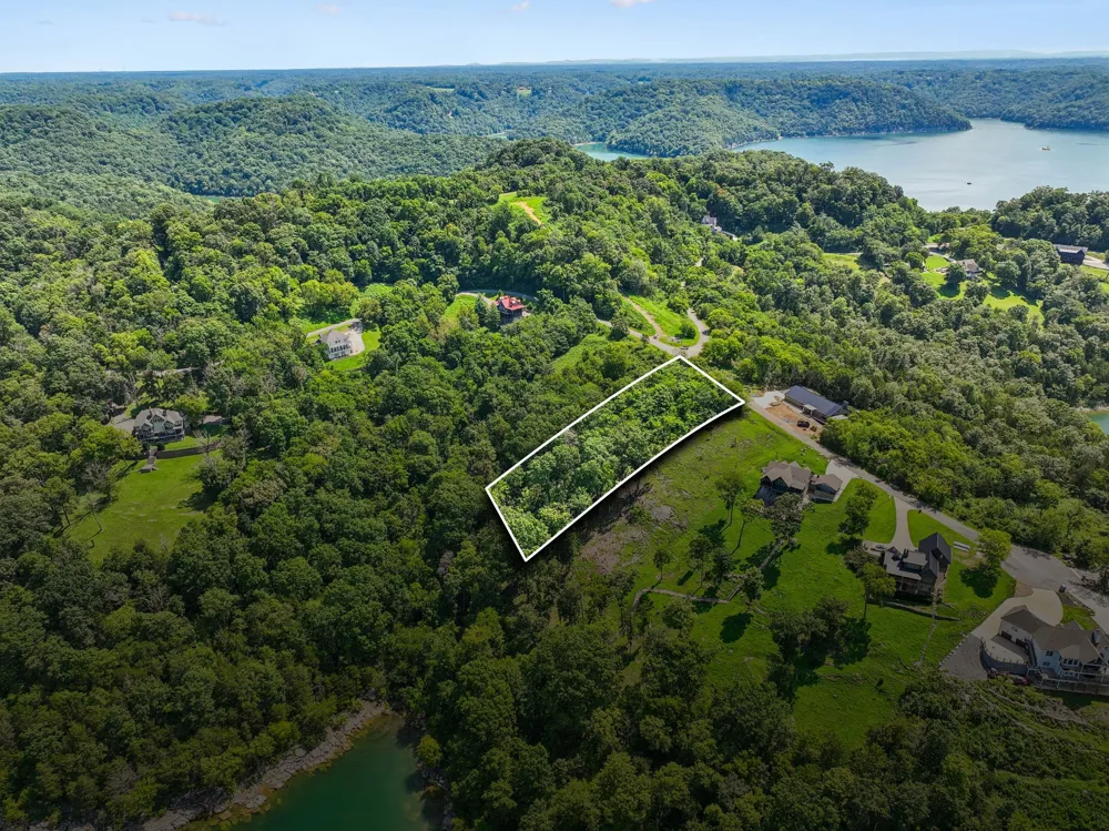 47 Harbor Court Silver Point, TN 38582
