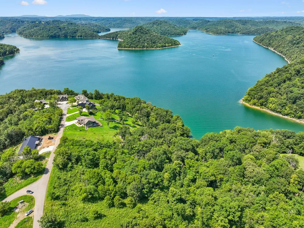47 Harbor Court Silver Point, TN 38582