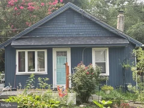 319 DELAWARE AVENUE