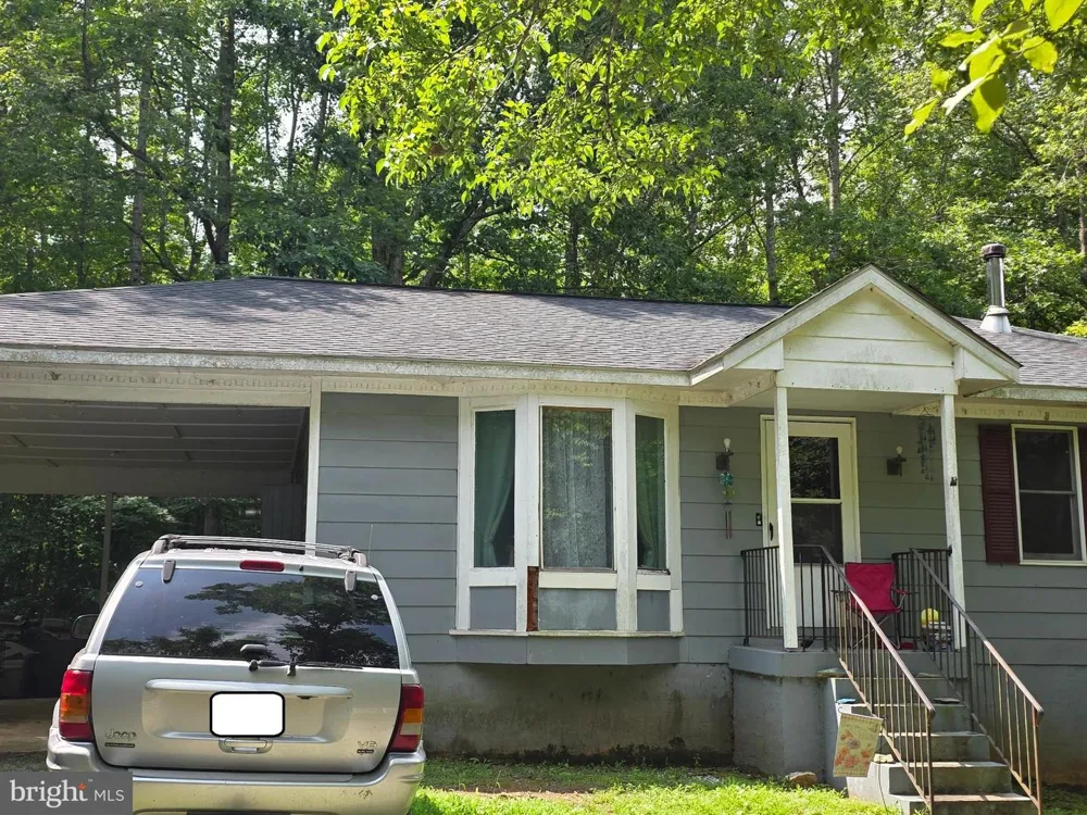 3457 GOLDMINE ROAD Goldvein, VA 22720