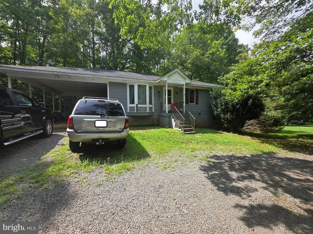 3457 GOLDMINE ROAD Goldvein, VA 22720