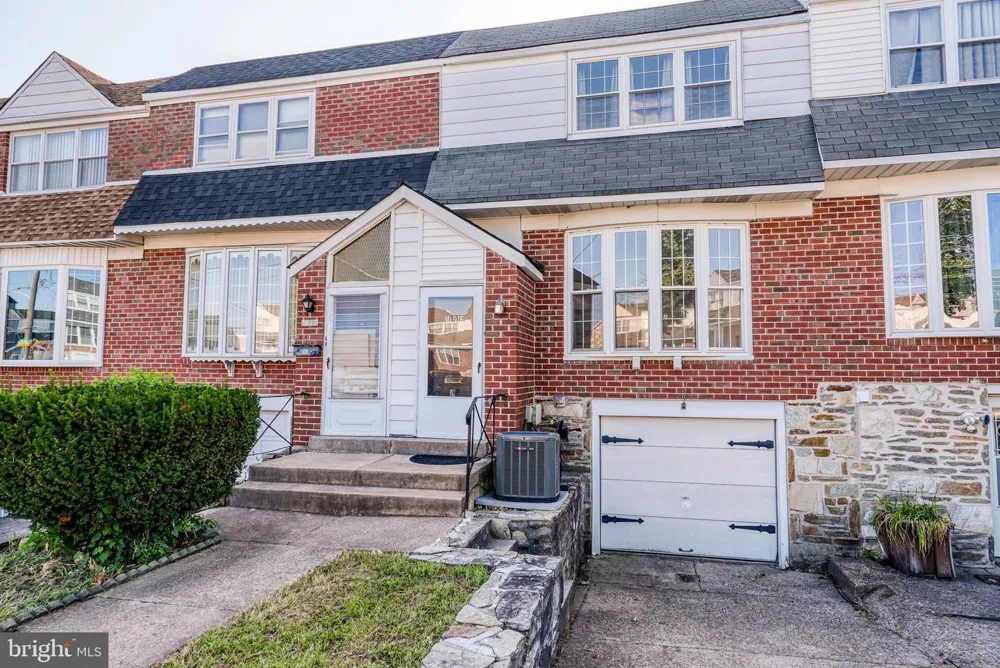10916 MODENA PLACE Philadelphia, PA 19154