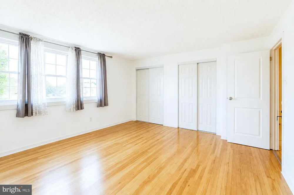 10916 MODENA PLACE Philadelphia, PA 19154