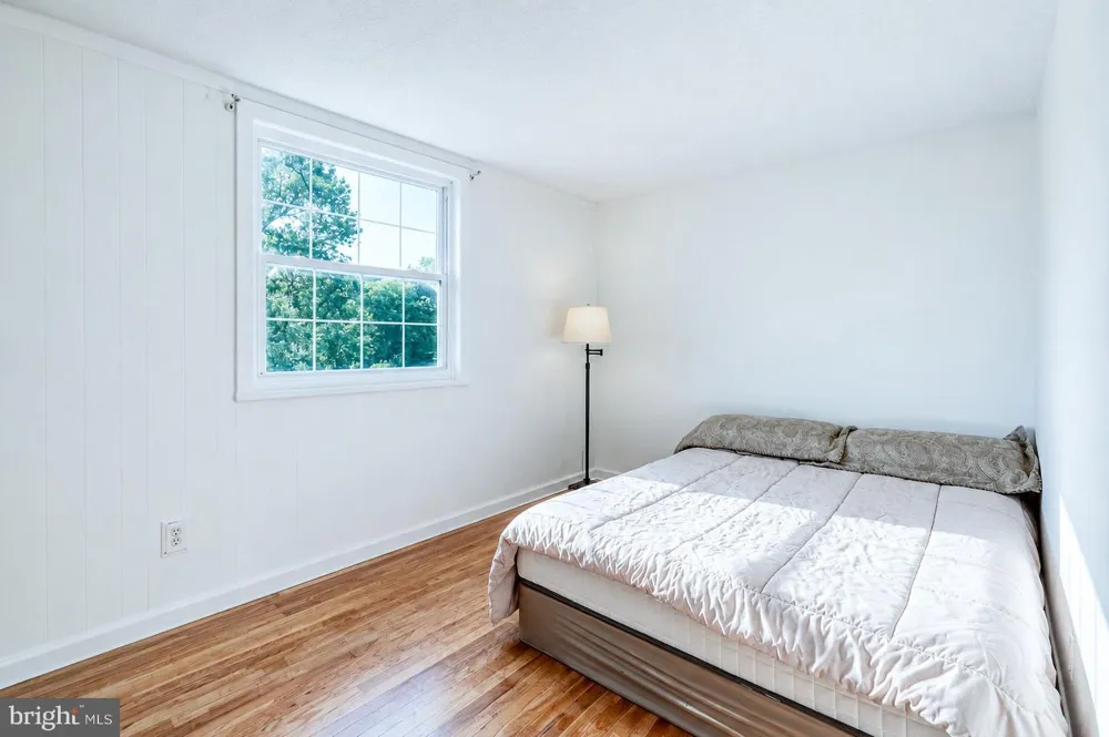 10916 MODENA PLACE Philadelphia, PA 19154